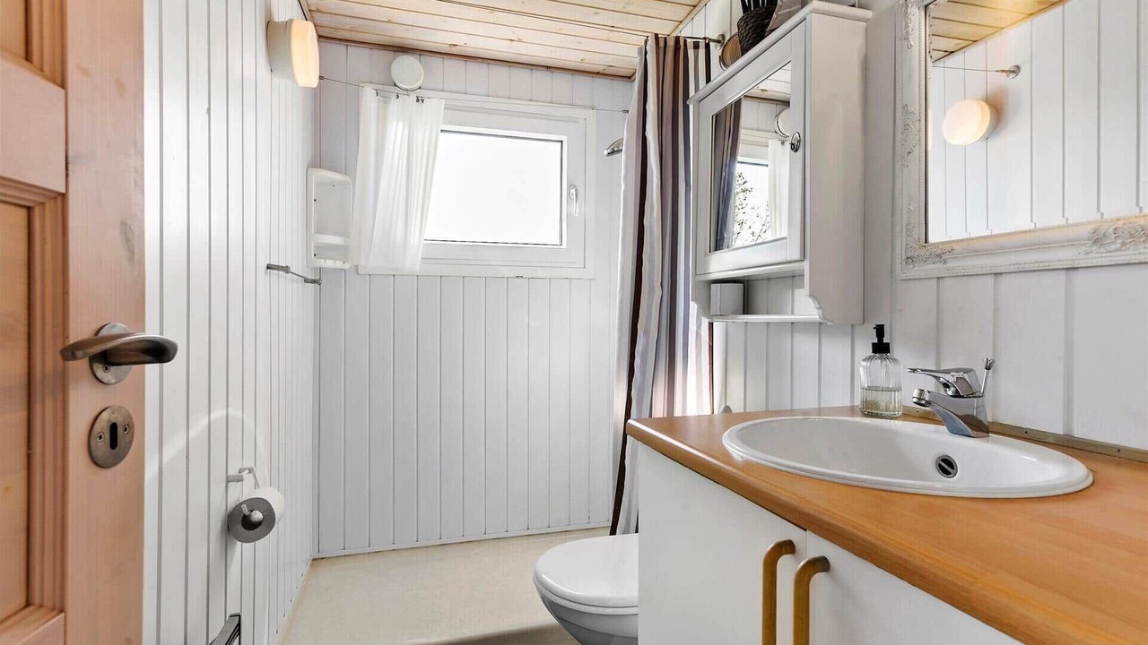 Photo of Bathroom in Tversted