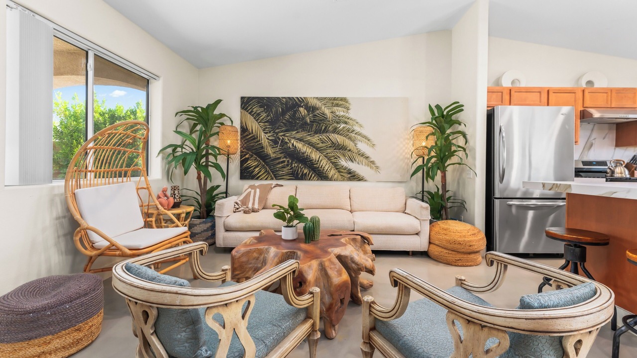 Photo of Livingroom in Desert Hot Springs