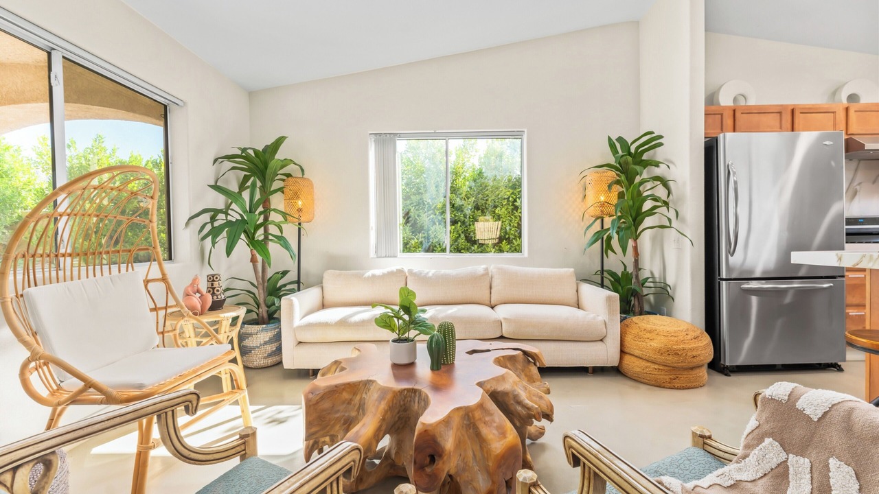 Photo of Livingroom in Desert Hot Springs