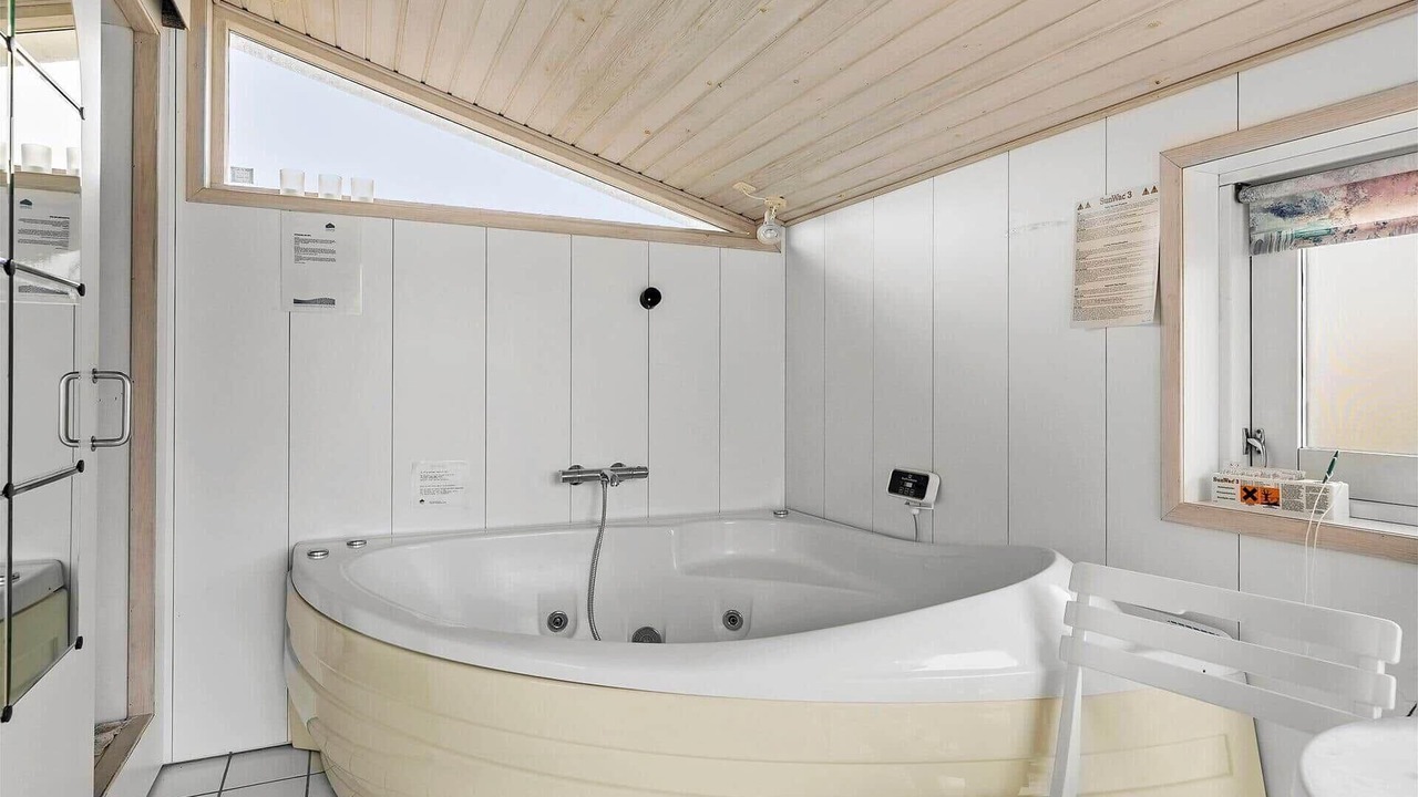 Photo of Bathroom in Tversted