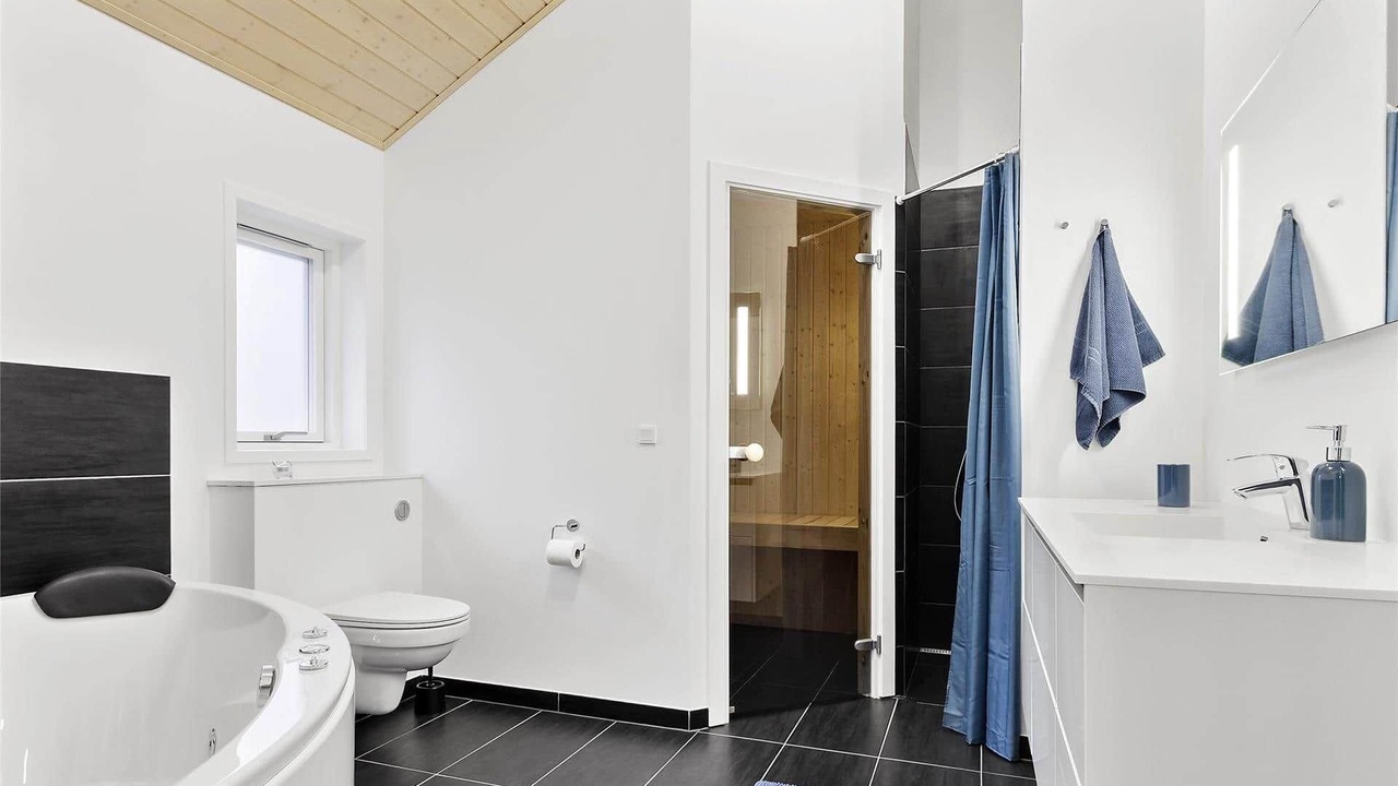 Photo of Bathroom in Bindslev