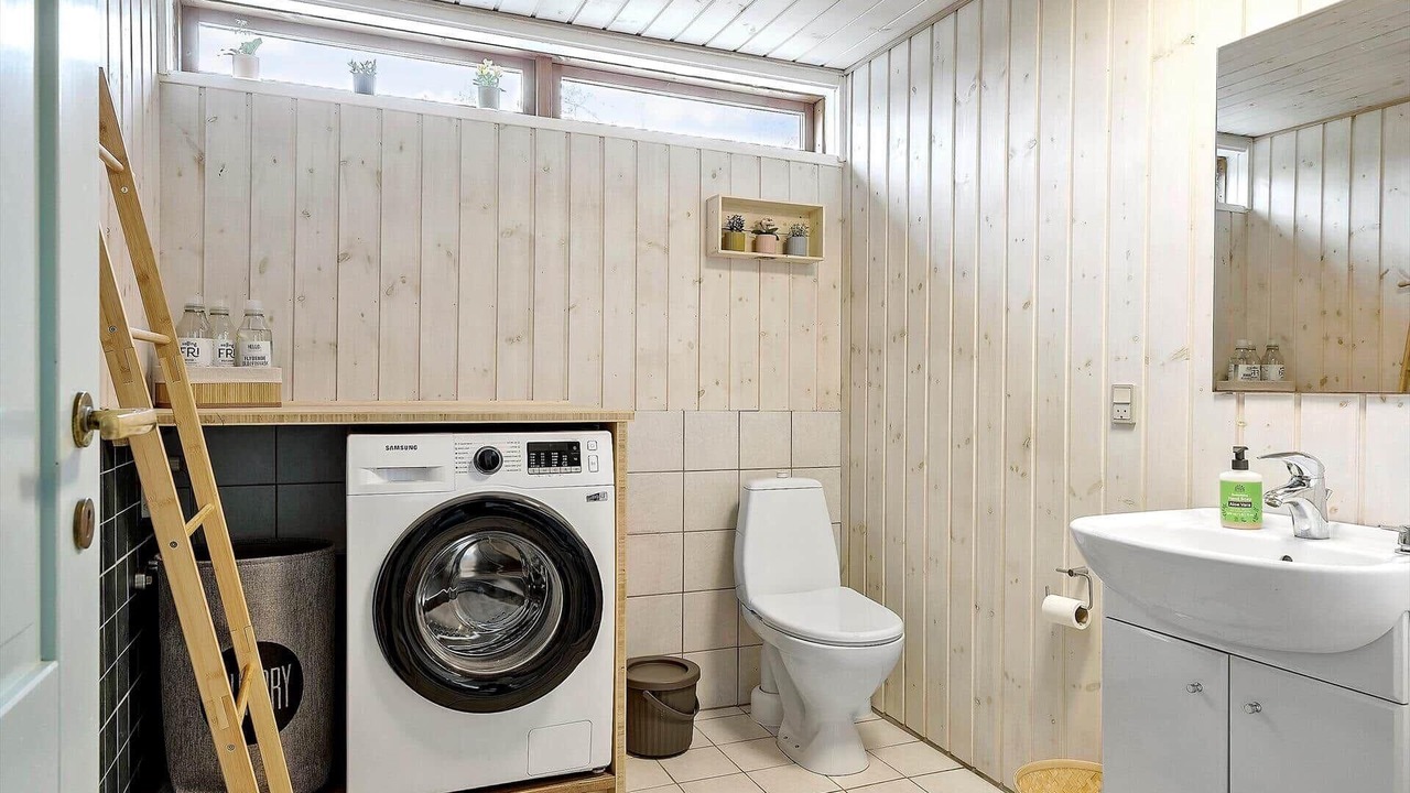 Photo of Bathroom in Skram