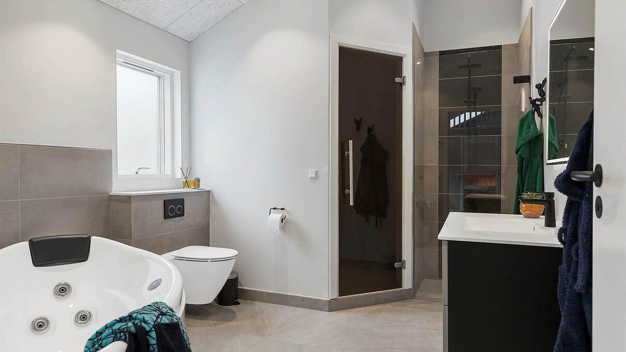 Photo of Bathroom in Hirtshals