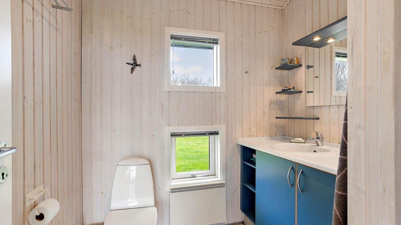 Photo of Bathroom in Soeby