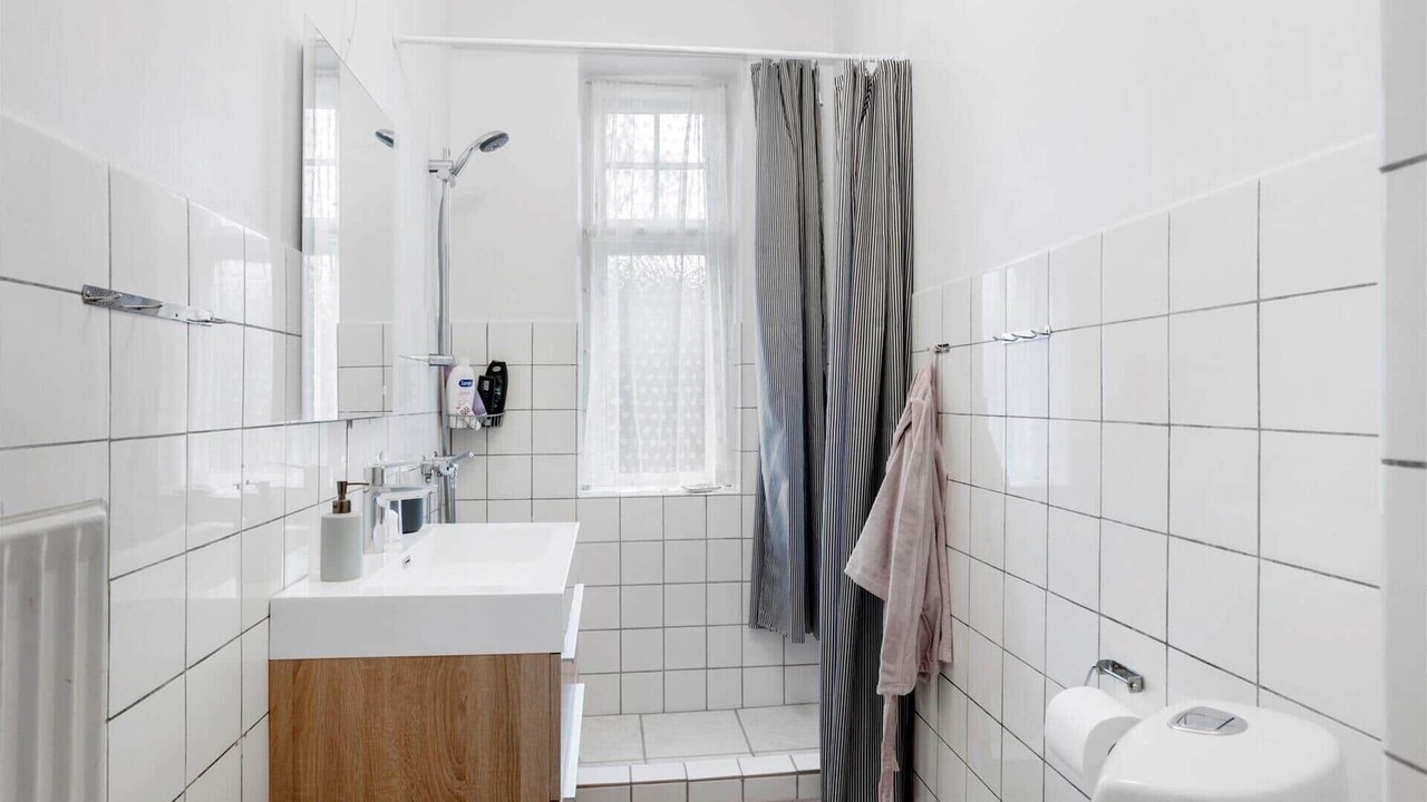 Photo of Bathroom in Aeroskobing