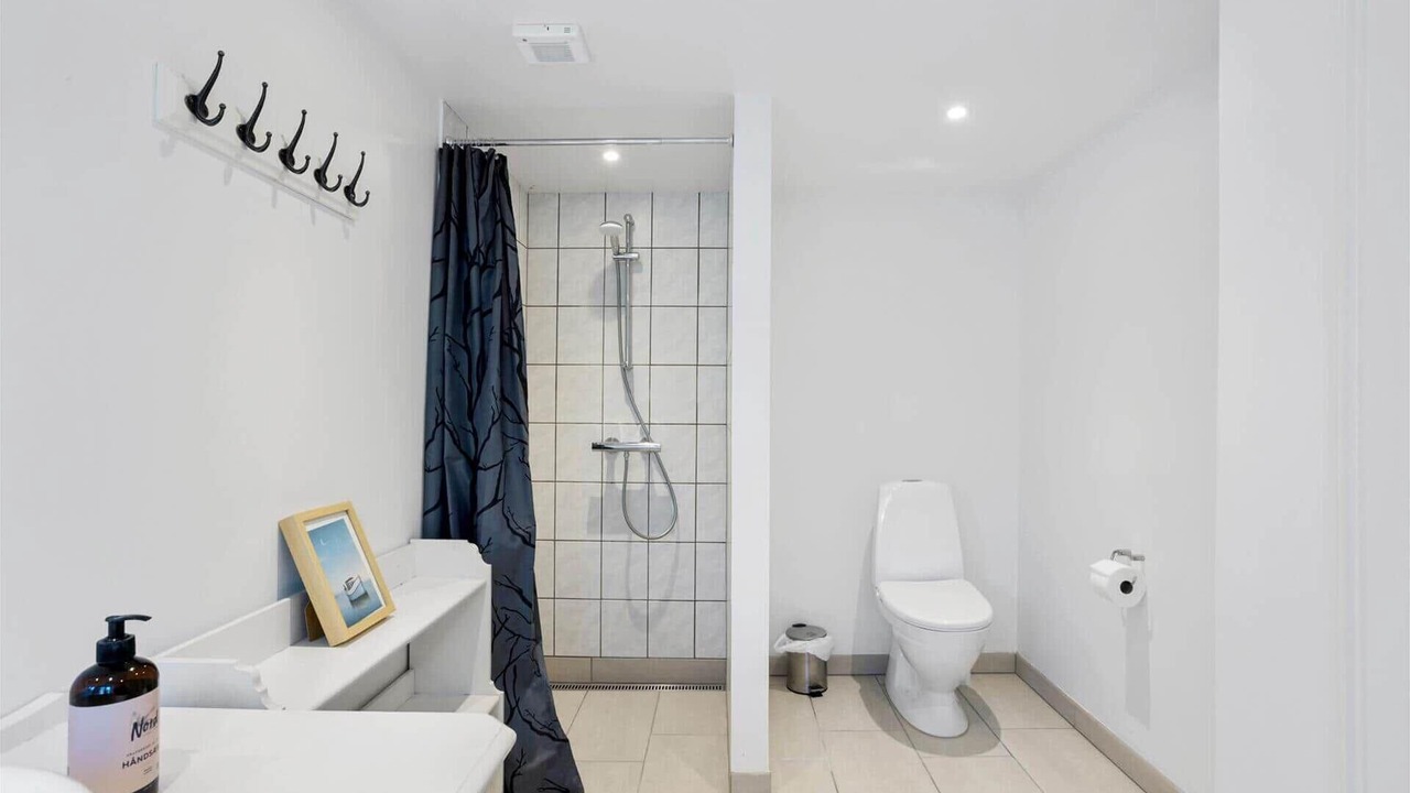 Photo of Bathroom in Aeroskobing