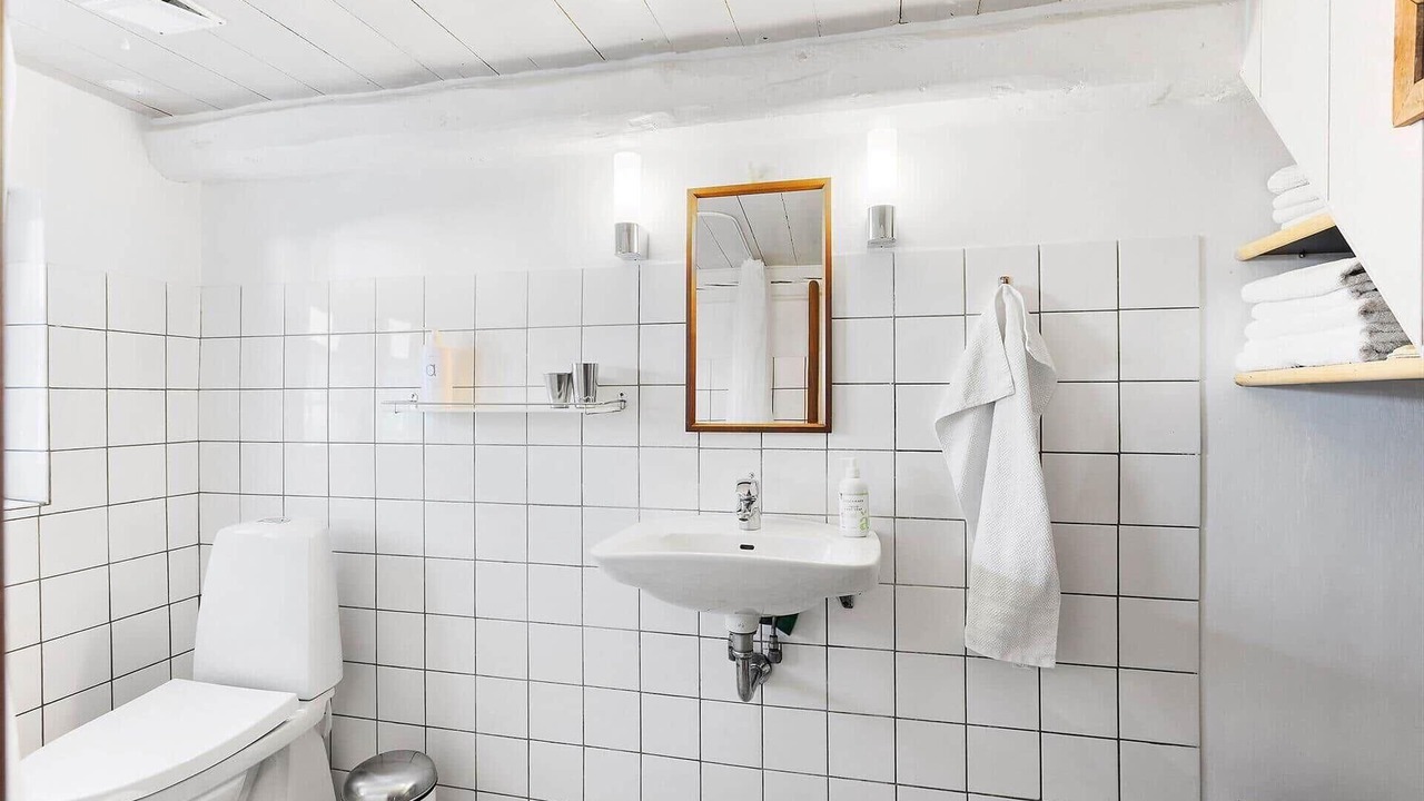 Photo of Bathroom in Aeroskobing