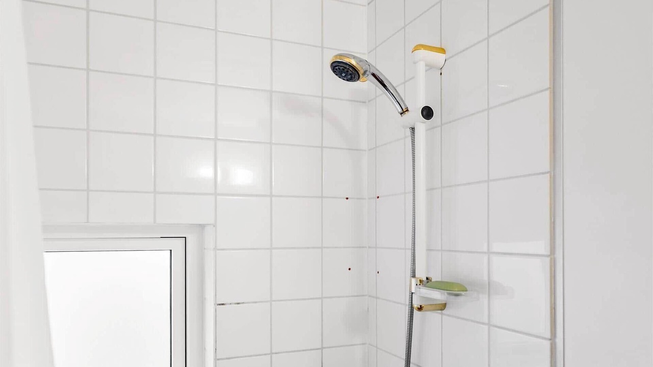 Photo of Bathroom in Aeroskobing