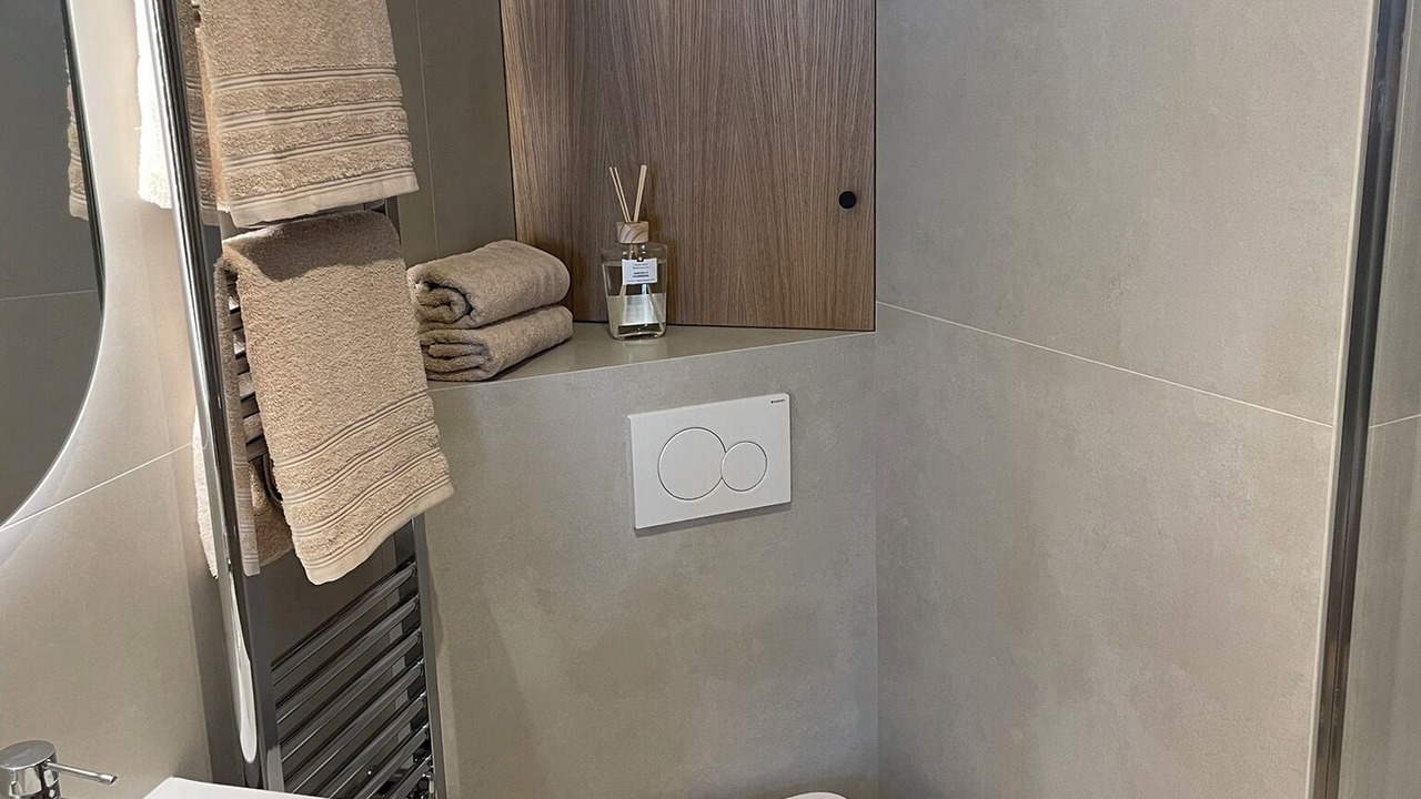 Photo of Bathroom in 17th Arrondissement