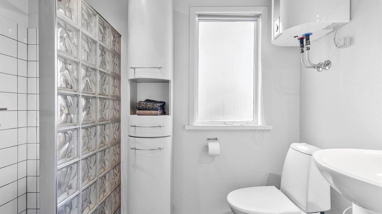 Photo of Bathroom in Aeroskobing