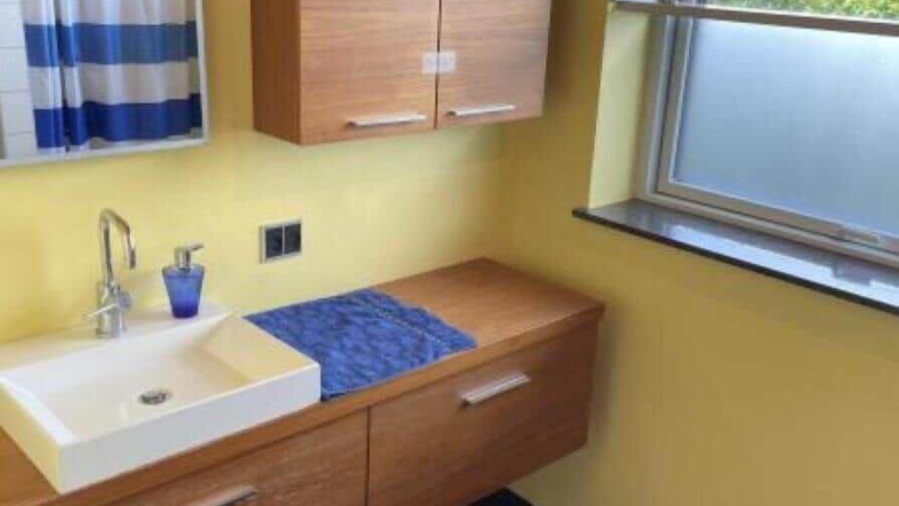 Photo of Bathroom in Aeroskobing
