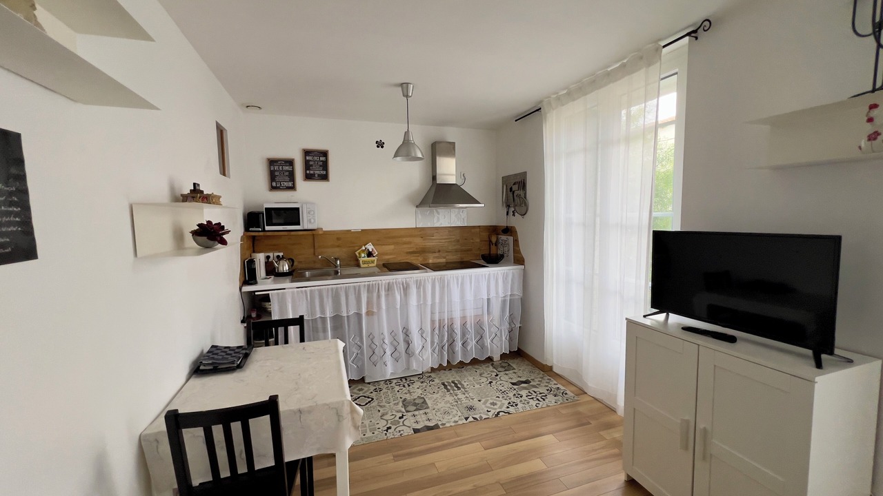 Photo of Kitchen in Bedarieux (ornac)