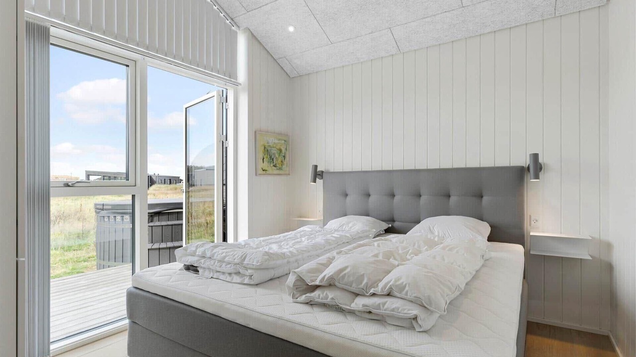 Photo of Bedroom in Lokken
