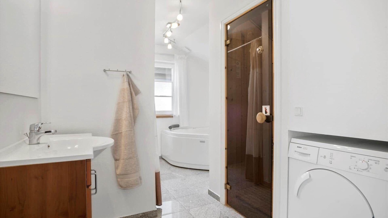 Photo of Bathroom in Tranum