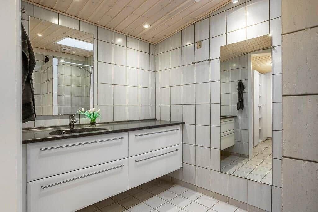 Photo of Bathroom in Vikær Strand