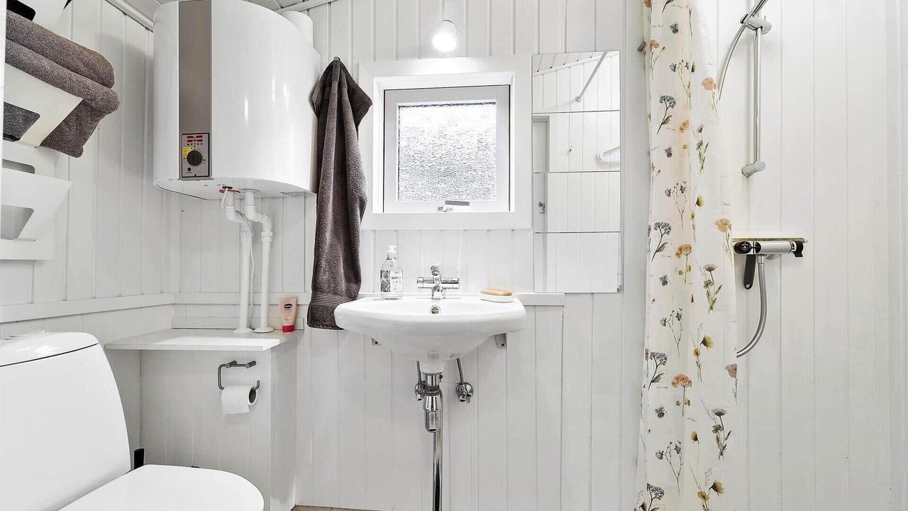Photo of Bathroom in Diernæs Strandby