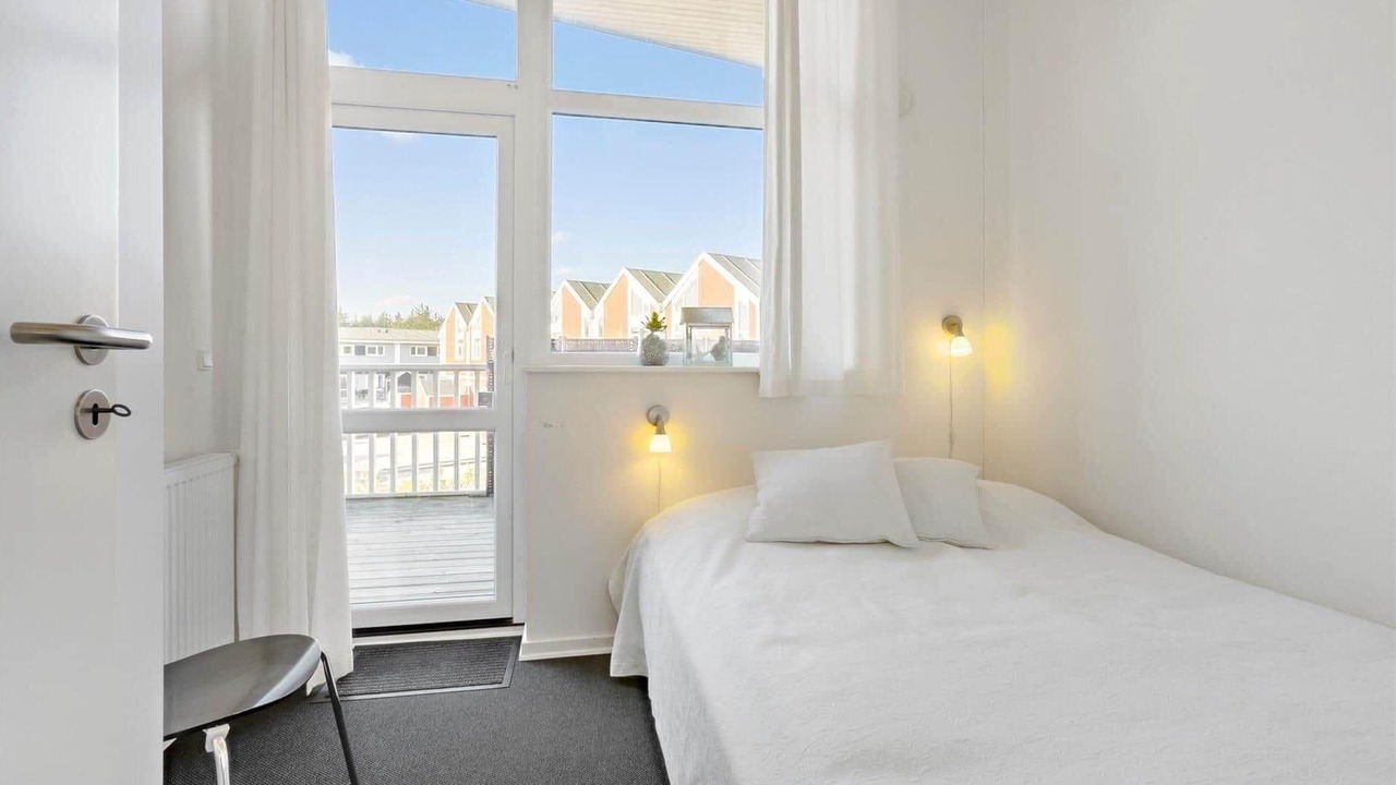 Photo of Bedroom in Lokken