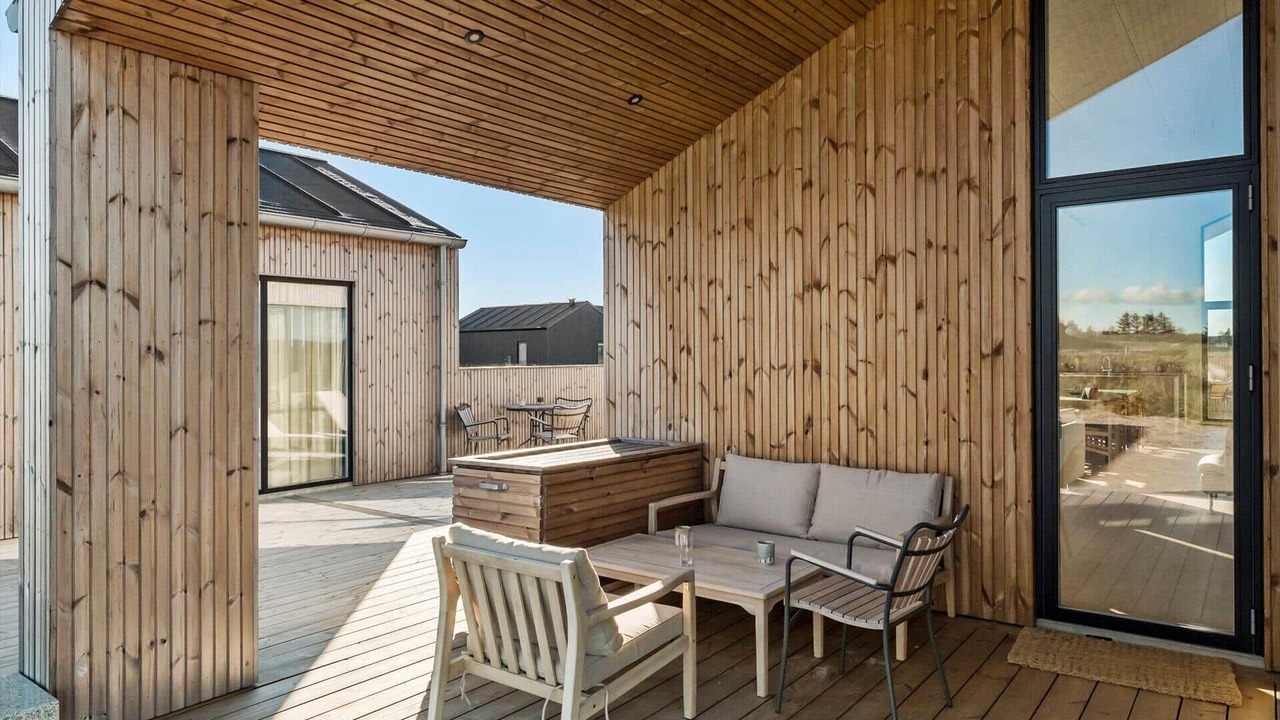 Photo of Patio Balcony in Lokken