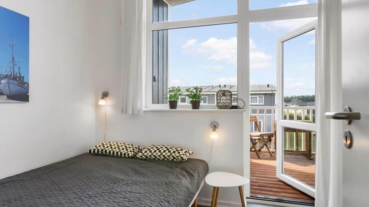 Photo of Bedroom in Lokken