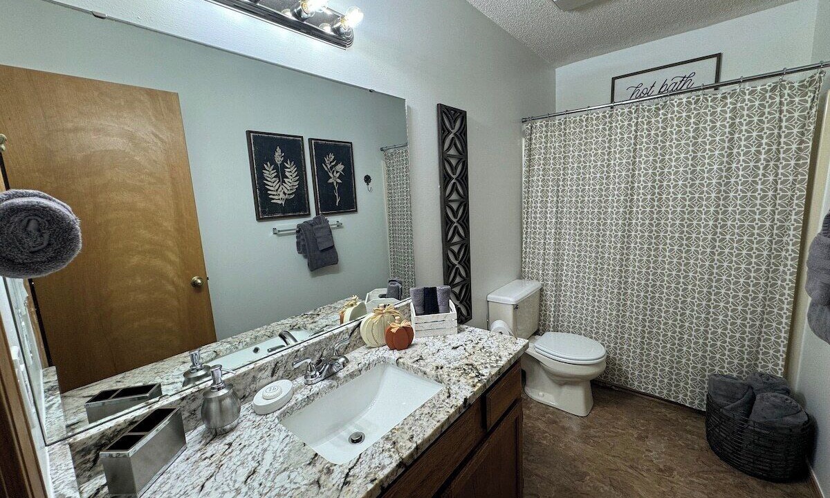 Photo of Bathroom in Notch Estates