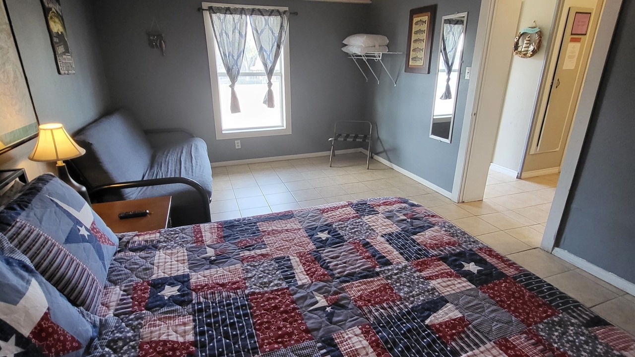 Photo of Bedroom in Buchanan Dam