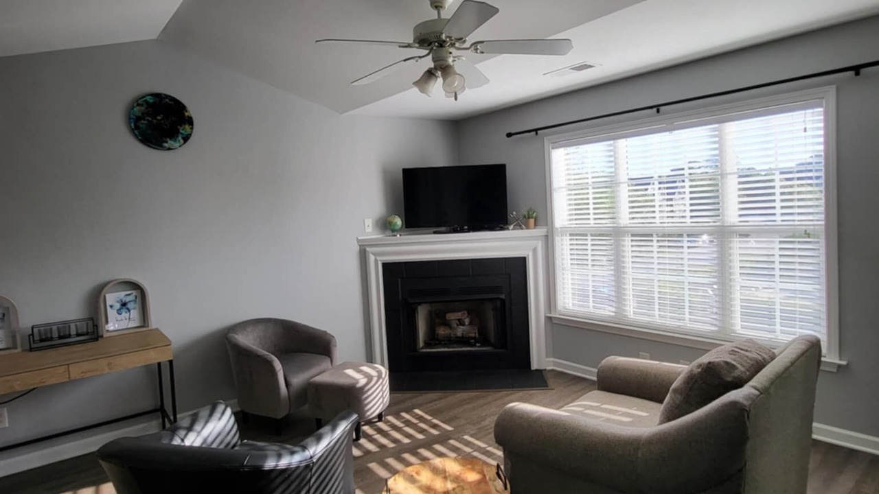 Photo of Livingroom in Winston - Salem