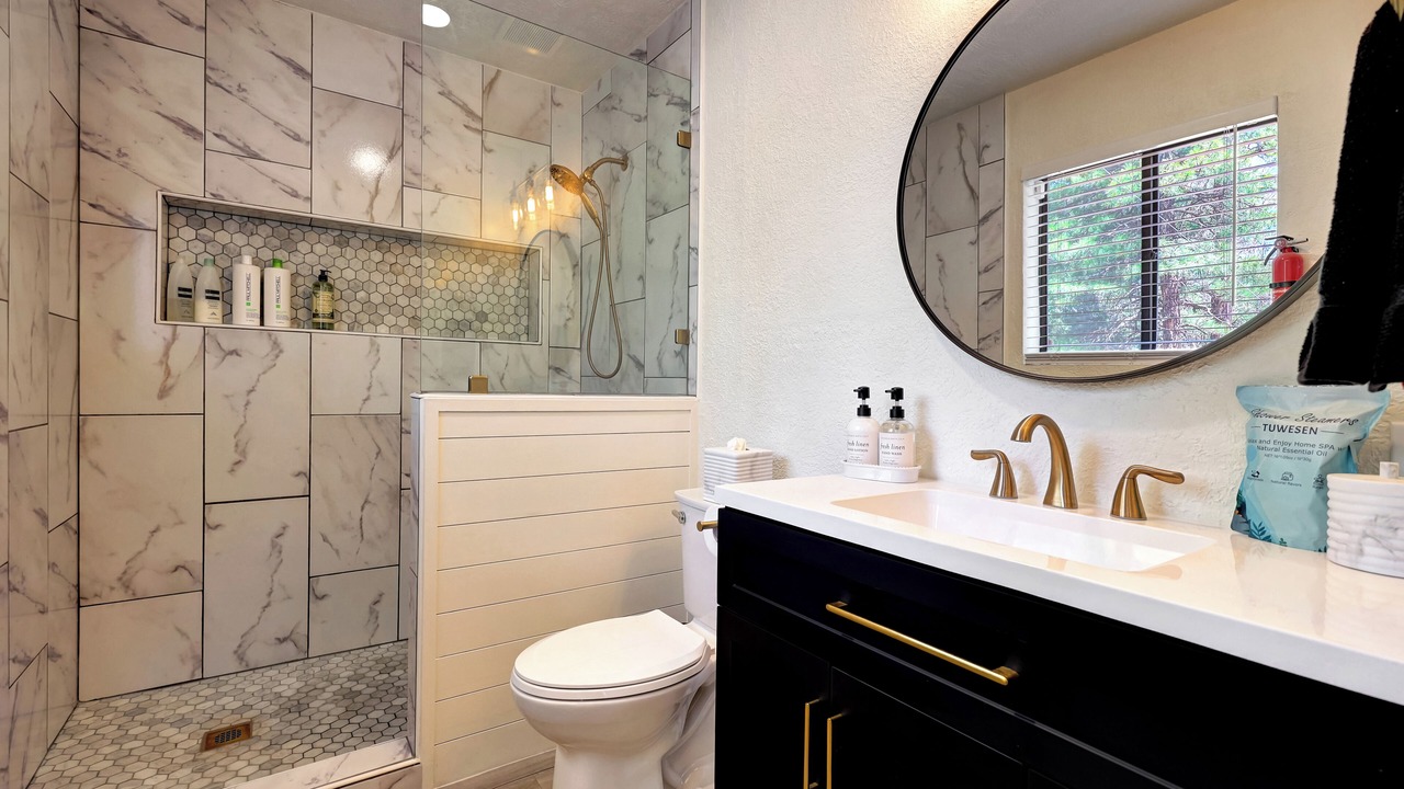 Photo of Bathroom in Munds Park