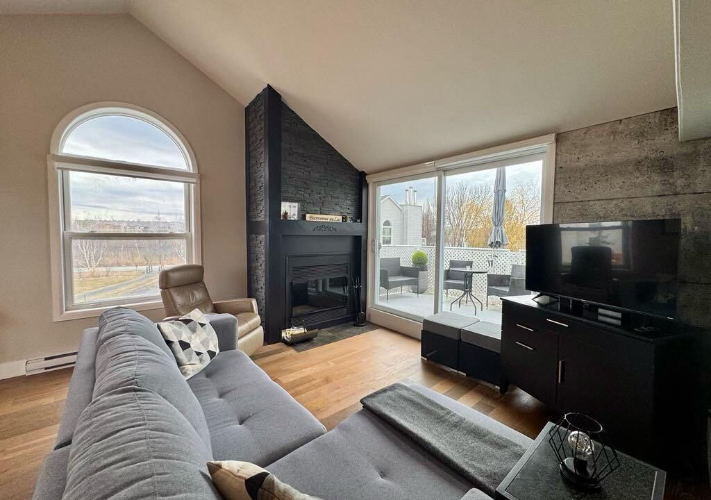 Photo of Livingroom in Magog