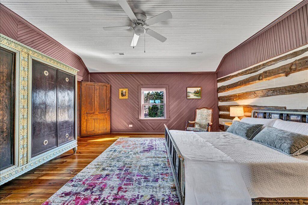 Photo of Bedroom in Lowesville