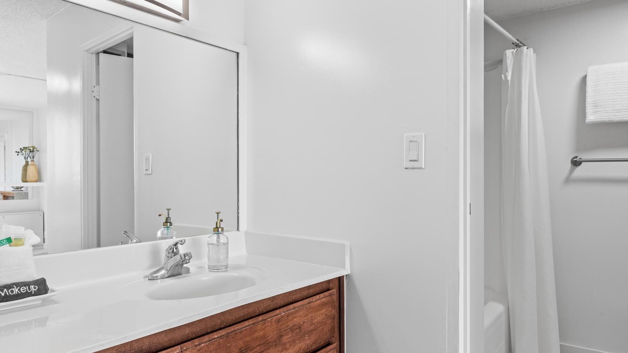 Photo of Bathroom in Hilo