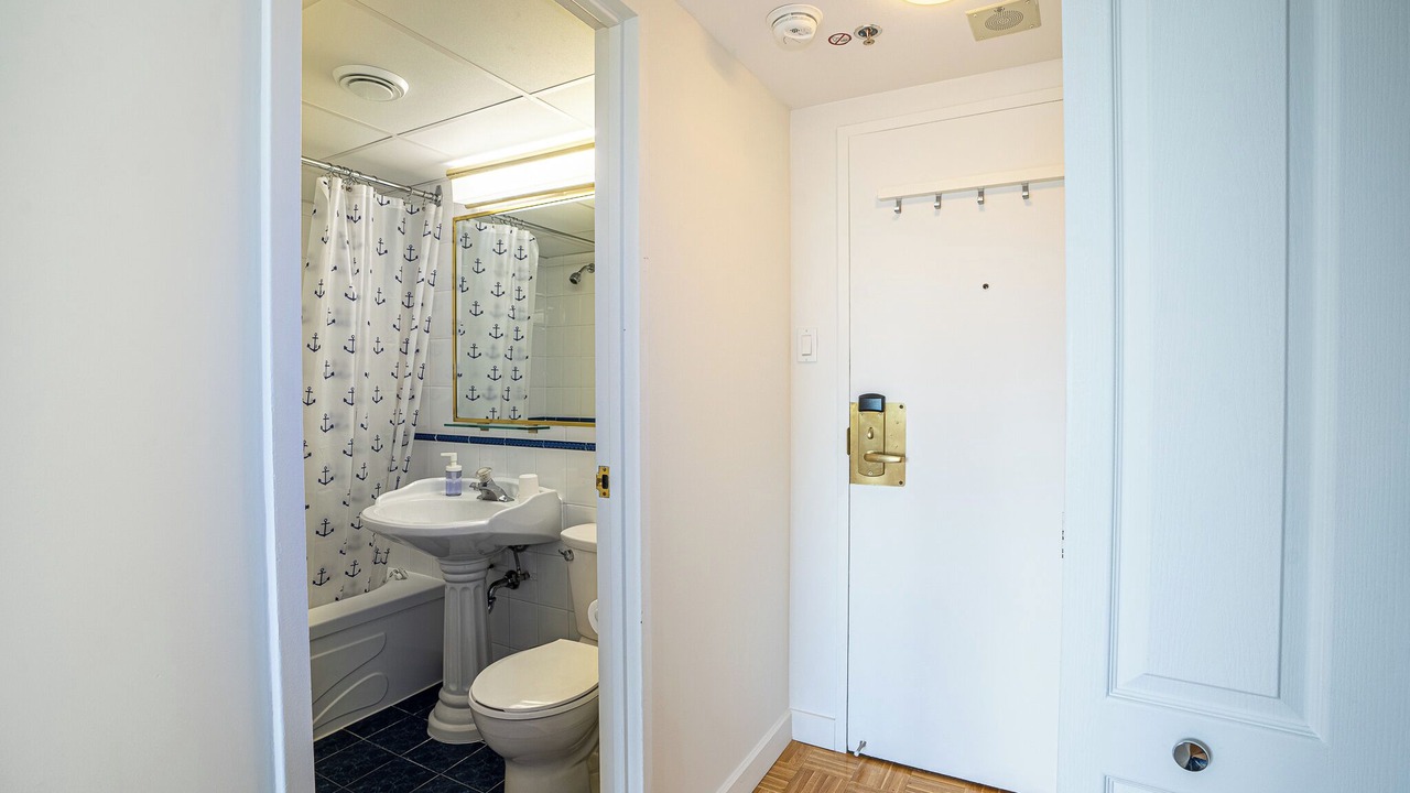 Photo of Bathroom in Downtown Montreal