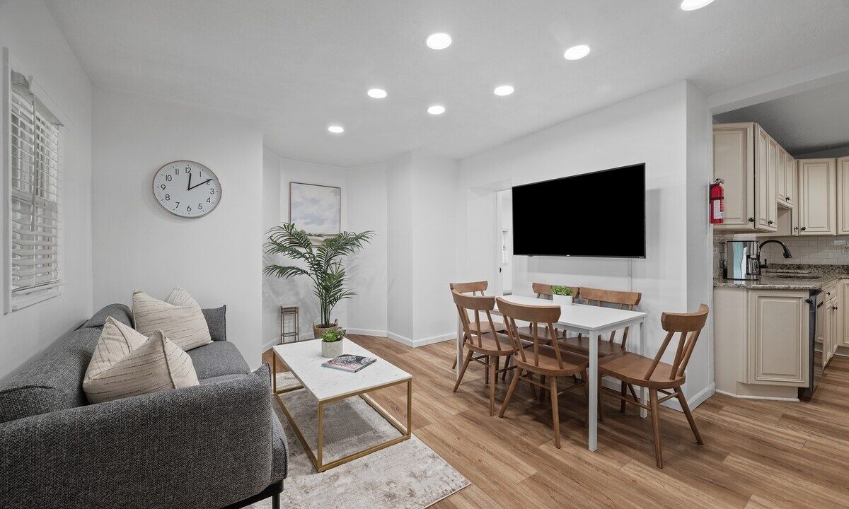 Photo of Livingroom in Bakerstown