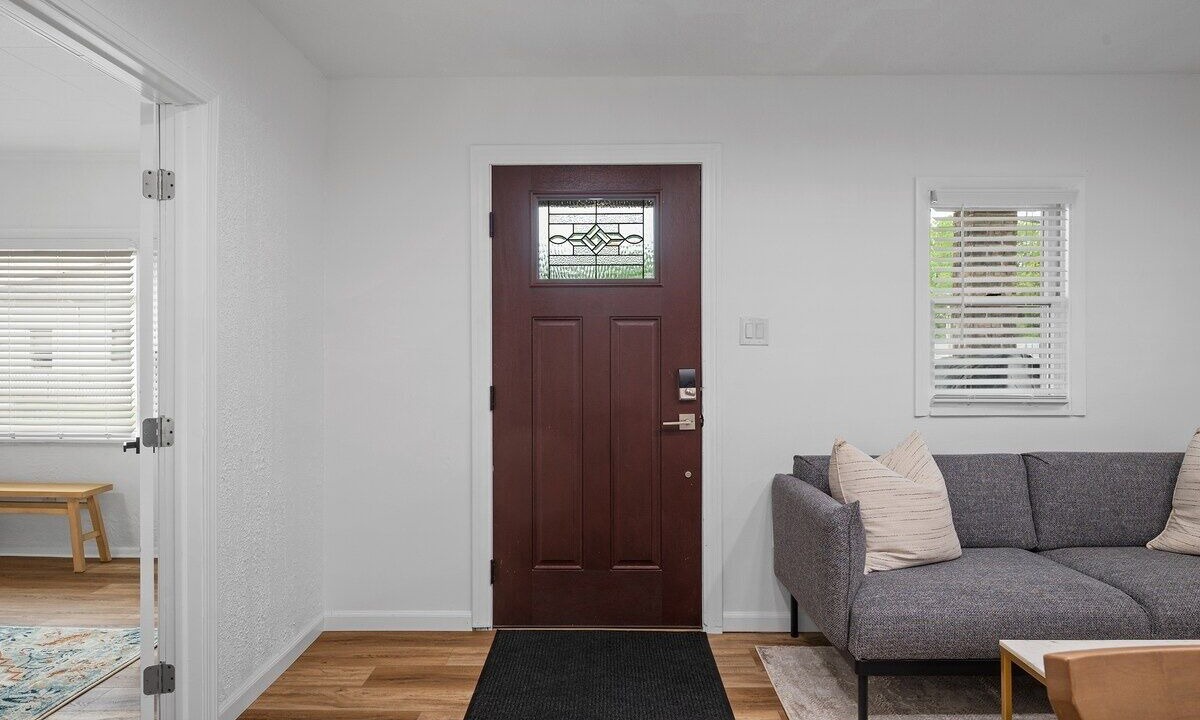 Photo of Livingroom in Bakerstown