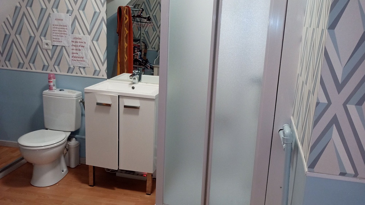 Photo of Bathroom in Lillers