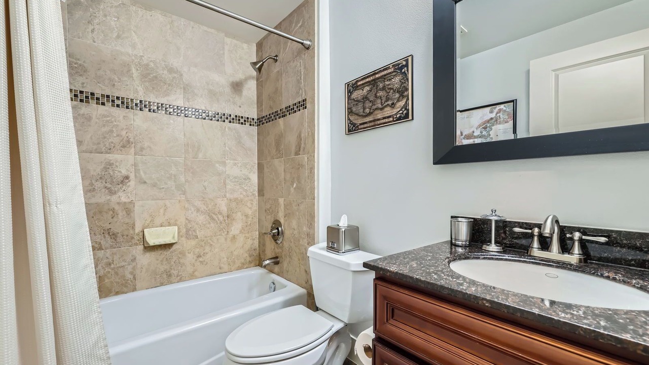 Photo of Bathroom in Mann