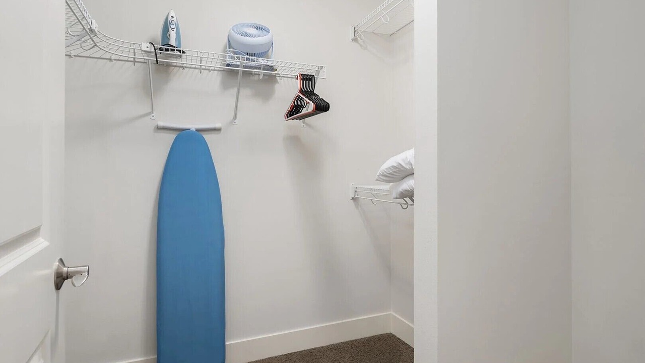 Photo of Others in Mann