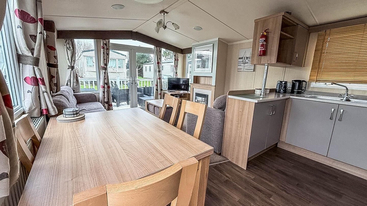 Photo of Others in Hopton