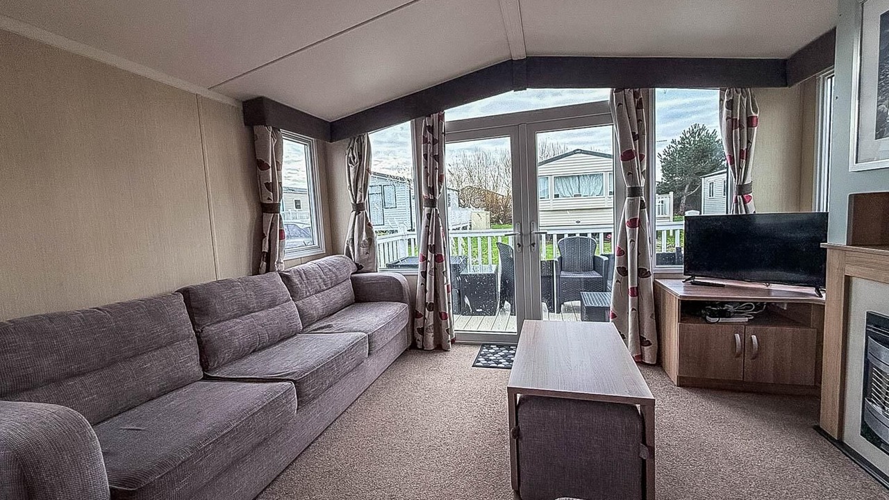 Photo of Livingroom in Hopton