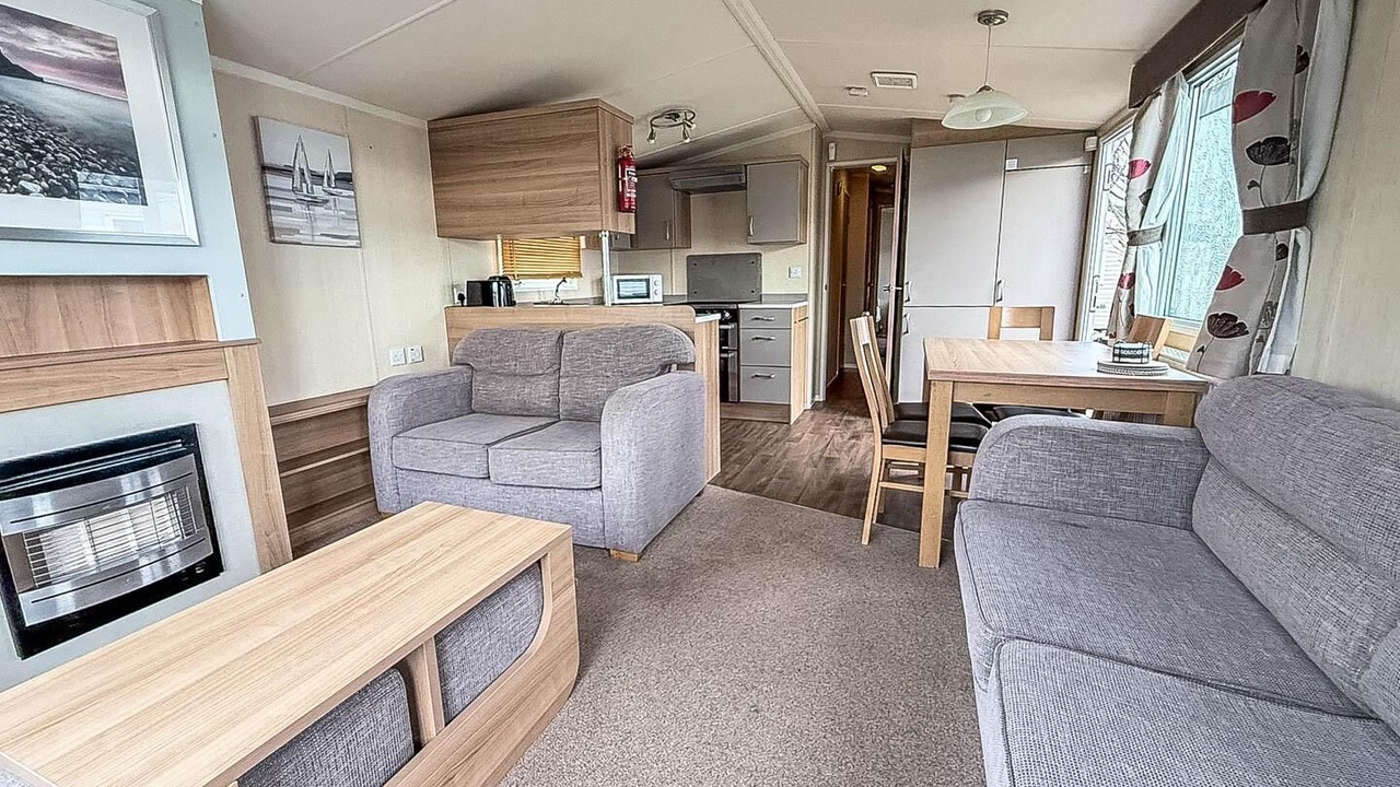 Photo of Livingroom in Hopton