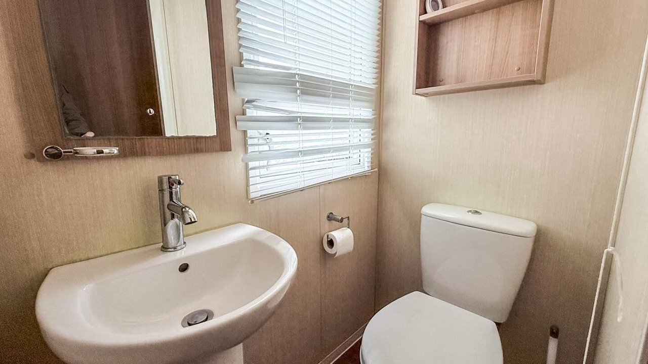 Photo of Bathroom in Hopton