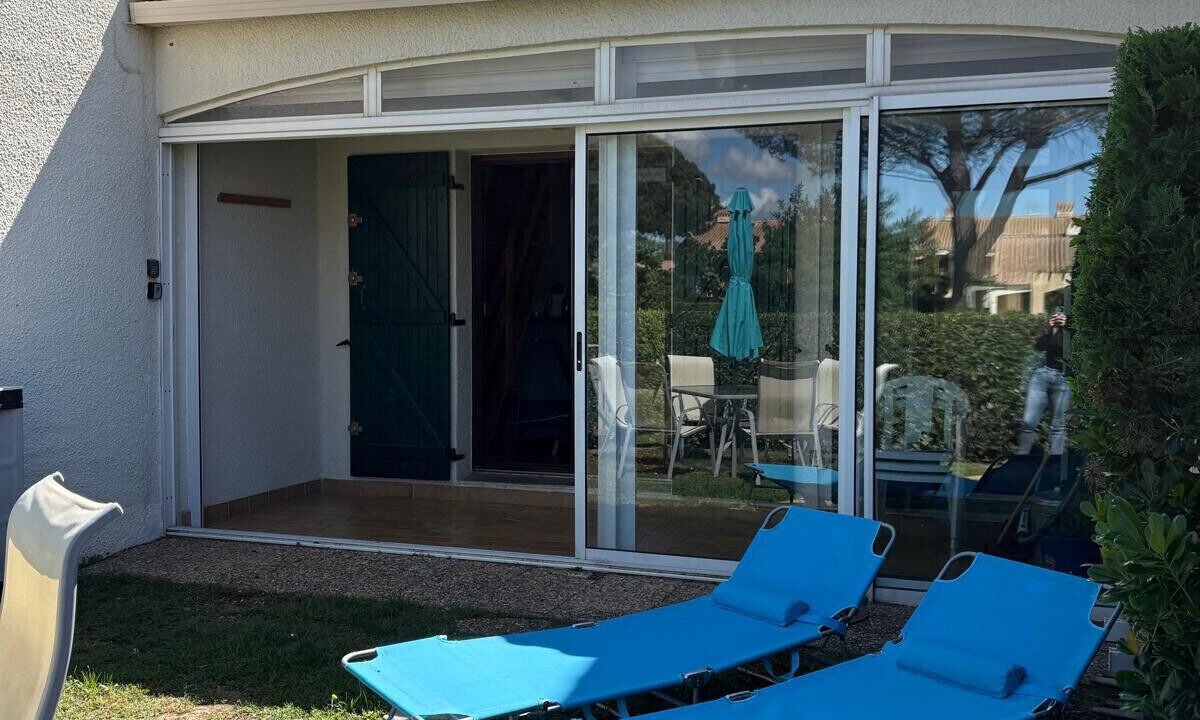Photo of Patio Balcony in Saint-Cyprien Plage