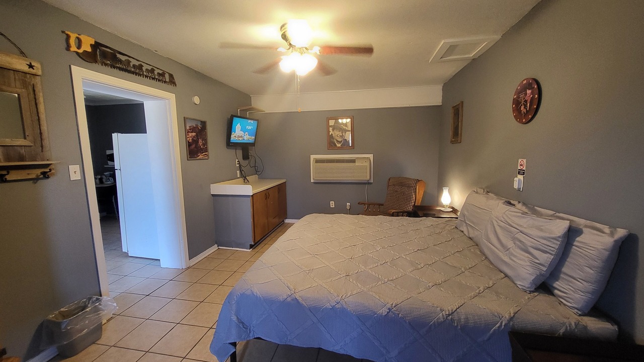 Photo of Bedroom in Buchanan Dam