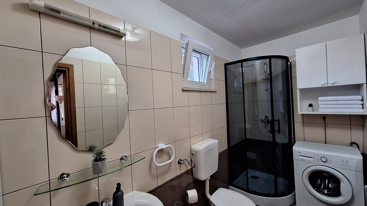 Photo of Bathroom in Praznica