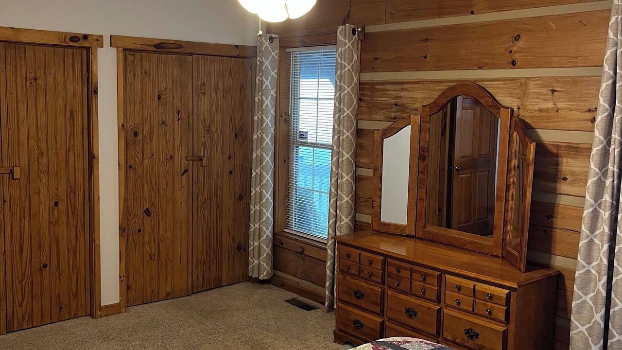 Photo of Bedroom in Bean Station
