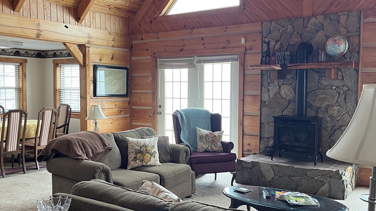 Photo of Livingroom in Bean Station