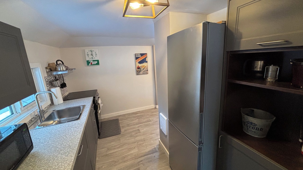 Photo of Kitchen in Division No. 16