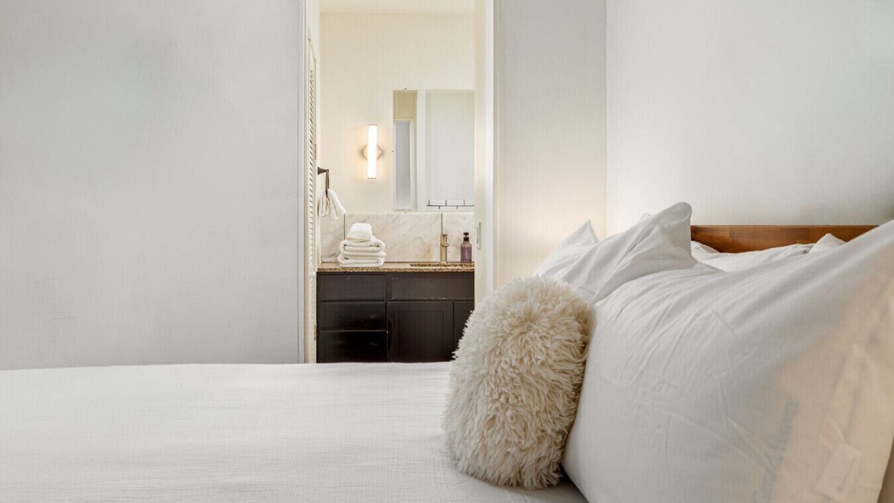 Photo of Bedroom in Downtown Anchorage