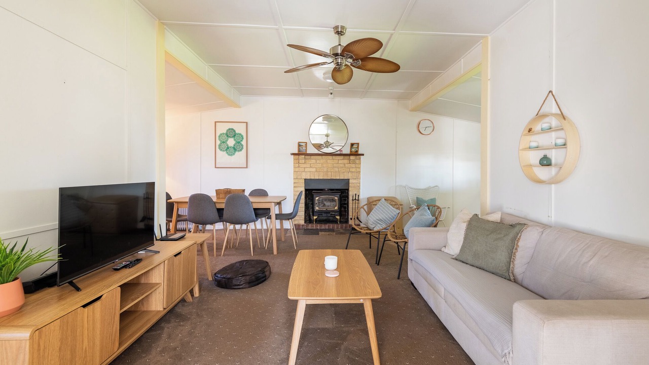 Photo of Livingroom in Currarong