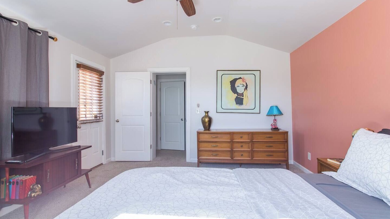 Photo of Bedroom in McFerrin Park