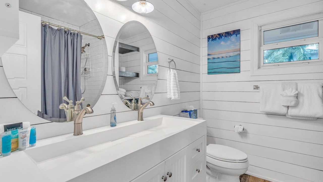Photo of Bathroom in Sugarloaf Shores